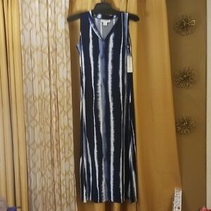 Navy and White Sleeveless Dress